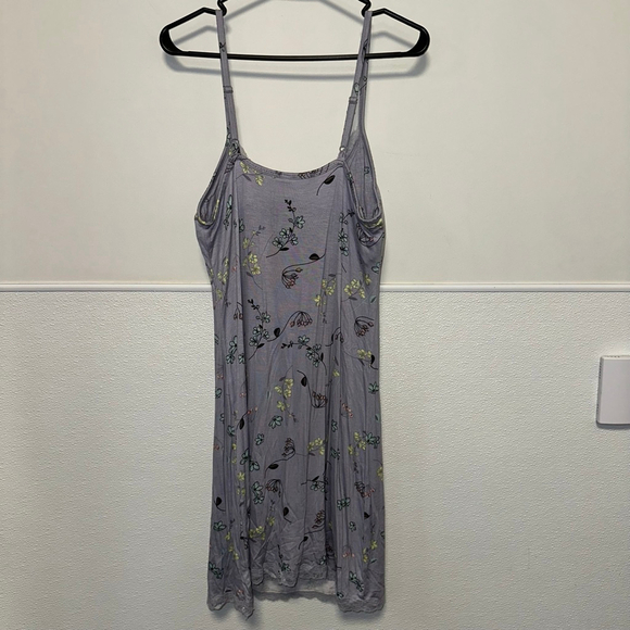 Ambrielle Sleepwear Women’s Purple Floral Chemise Size Medium Nightgown Bra Lace - Picture 2 of 14